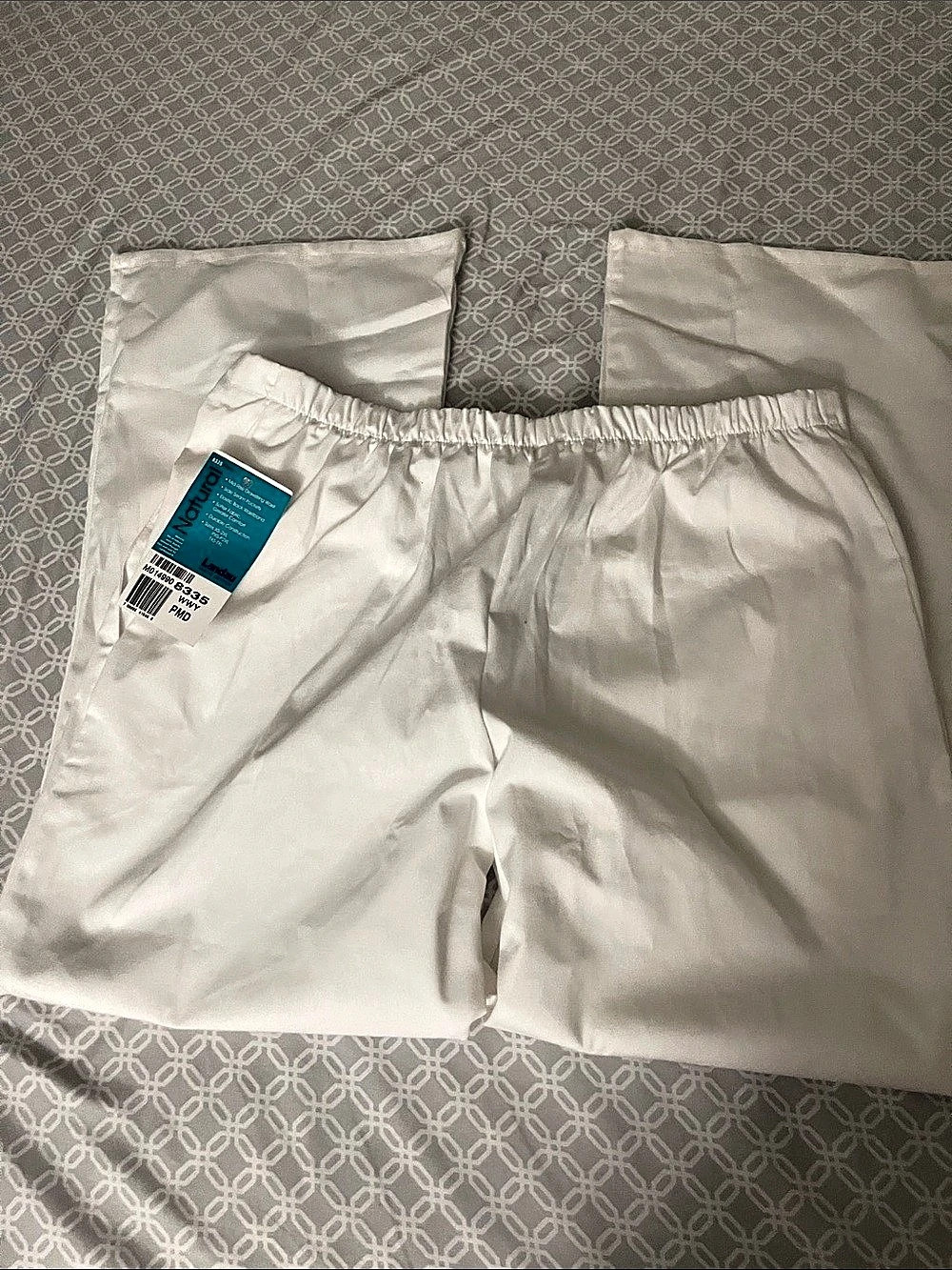Landau Natural Flare Leg Scrub Pants White Medium